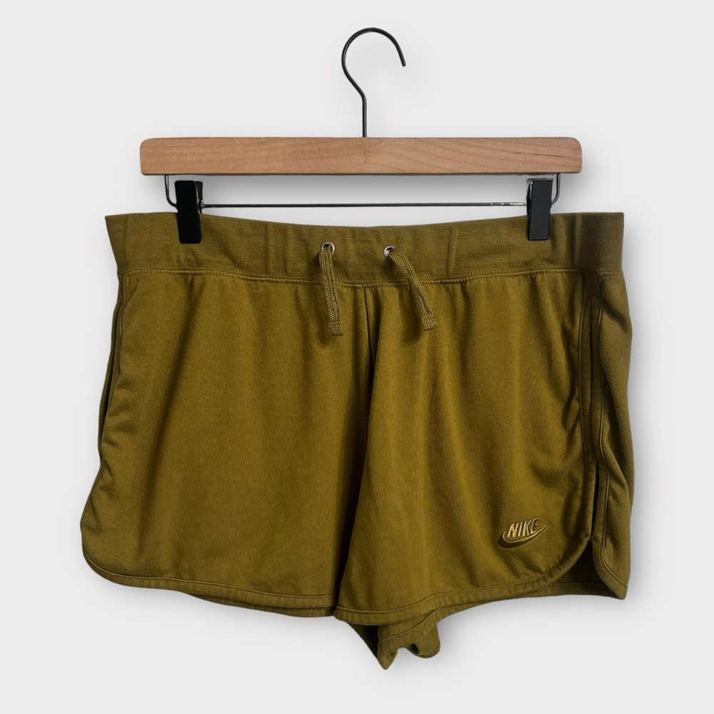 Nike Sportswear Club Fleece Shorts Women’s XL Olive Green CV8651-368
